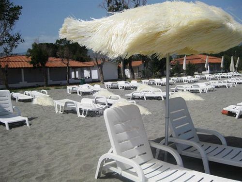Villaggio Simenzaru Mongiove Εξωτερικό φωτογραφία